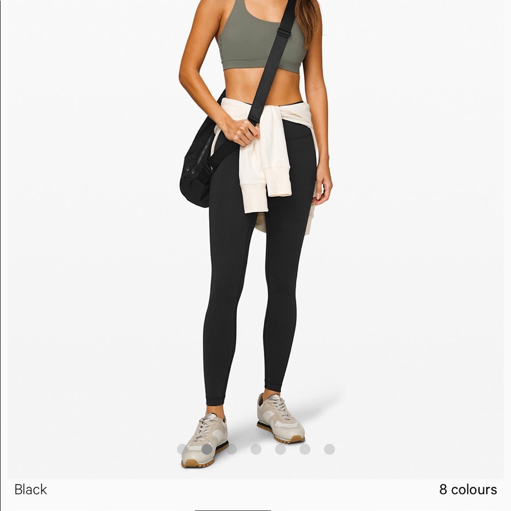 Lulu lemon Wunder under black leggings